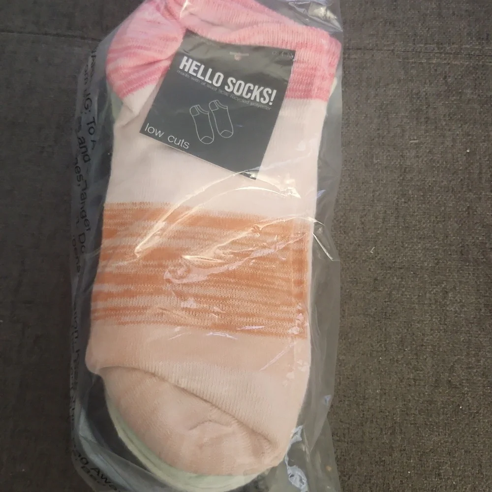 Women's Shoe Size 4-10 Multi-Color No Show Socks (30 Pair) - Picture 3 of 4